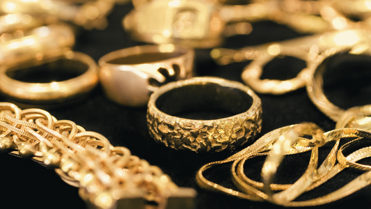 L-Histoire-des-Bijoux-à-Travers-les-Âges-Un-Voyage-à-Travers-le-Temps  Mymycréation