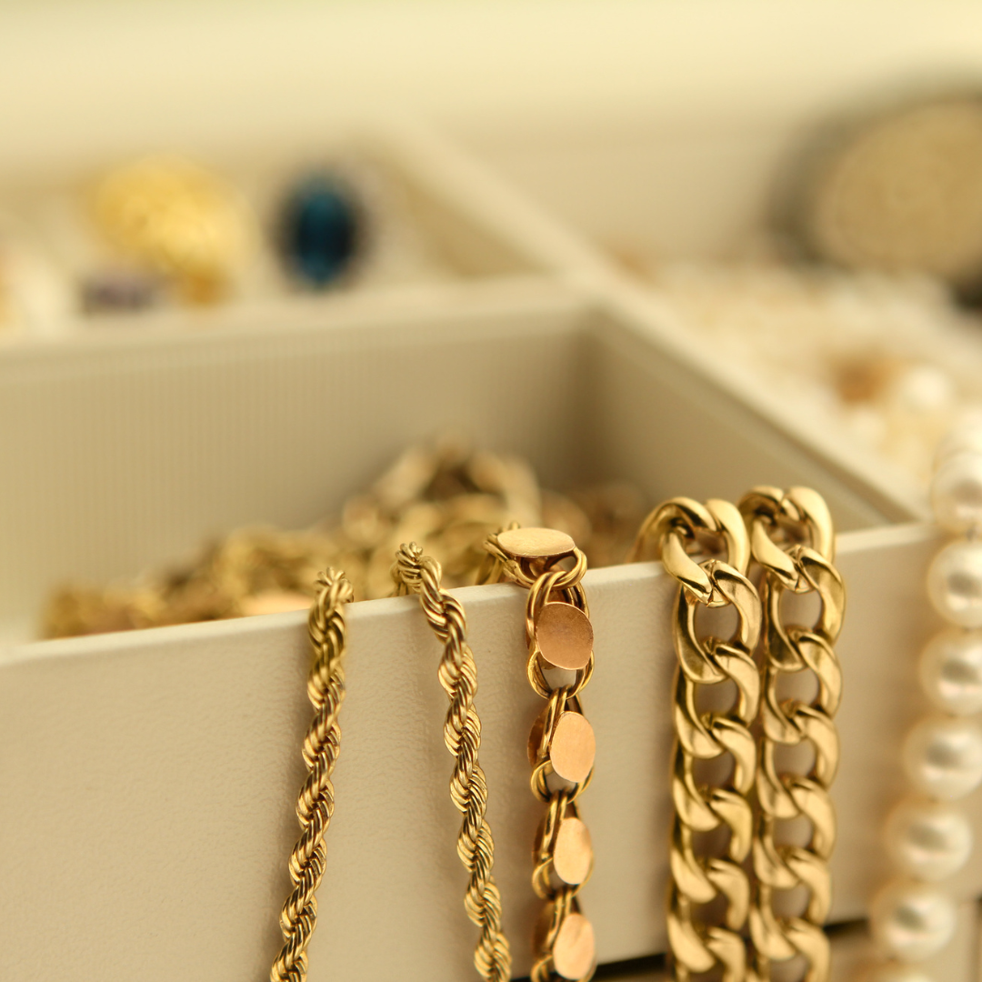 Comment-Prendre-Soin-de-Vos-Bijoux-Guide-Complet  Mymycréation